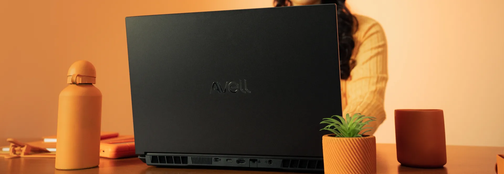 Notebook Profissional Avell Ion A52i - GeForce® RTX 4050 (6GB